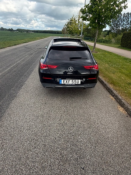 Mercedes-Benz CLA200 2 of 8