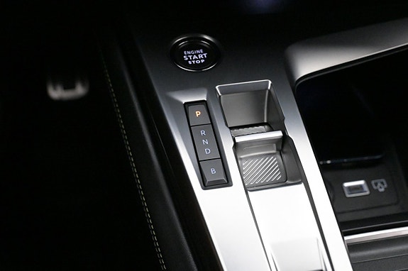 Peugeot 308 21 of 27