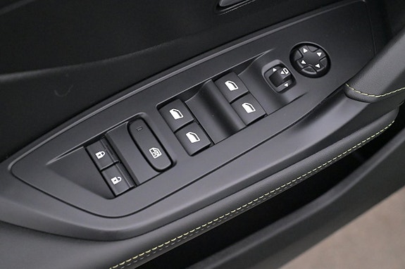 Peugeot 308 11 of 27
