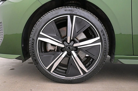 Peugeot 308 27 of 27