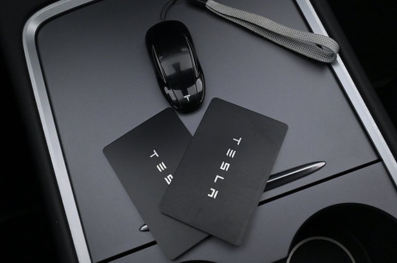 Tesla Model 3 24 of 27