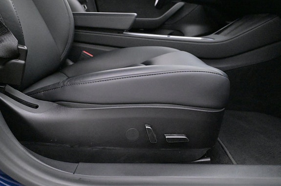 Tesla Model 3 13 of 27
