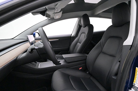 Tesla Model 3 9 of 27