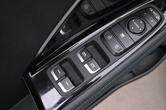 Kia e-Niro 10 of 27