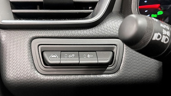 Renault Clio 20 of 20
