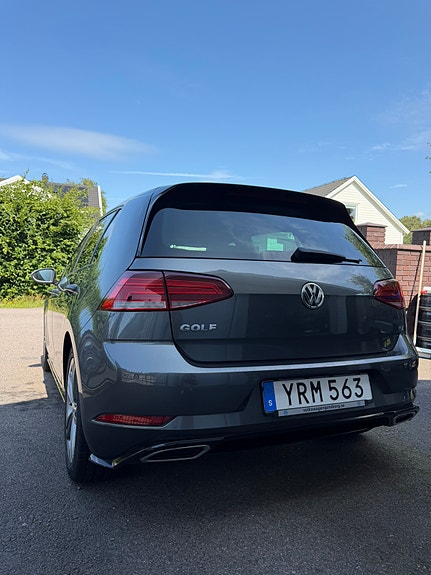 Volkswagen Golf VII 4 of 14