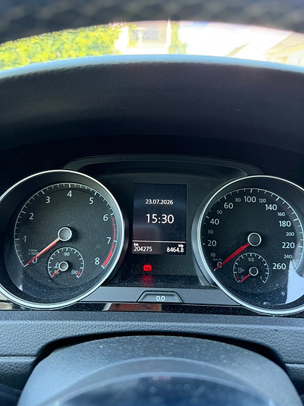 Volkswagen Golf VII 13 of 14
