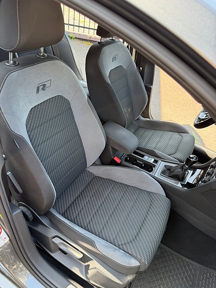 Volkswagen Golf VII 9 of 14
