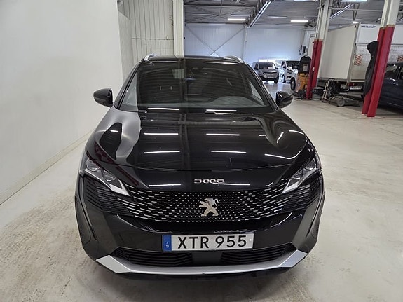 Peugeot 3008 2 of 10