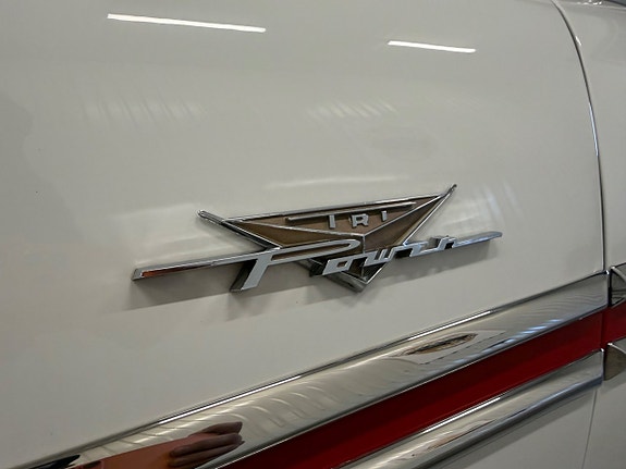 Pontiac Chieftain 5 of 18
