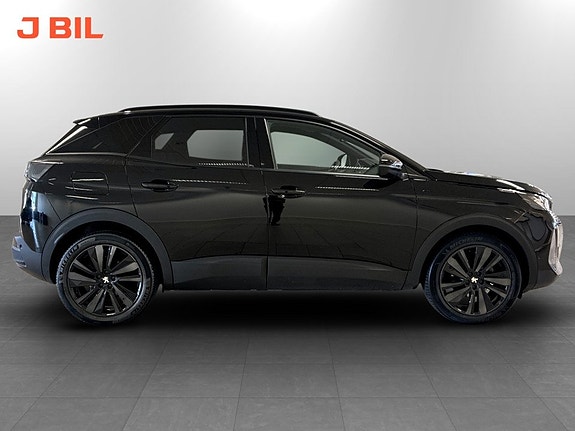Peugeot 3008 15 of 17