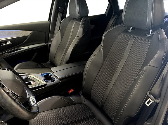 Peugeot 3008 5 of 17