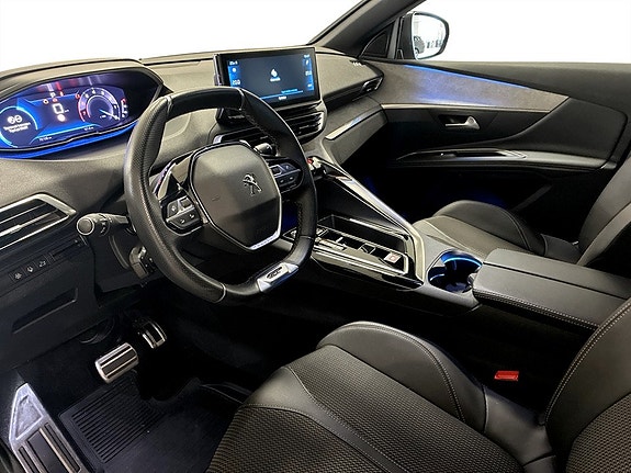 Peugeot 3008 4 of 17
