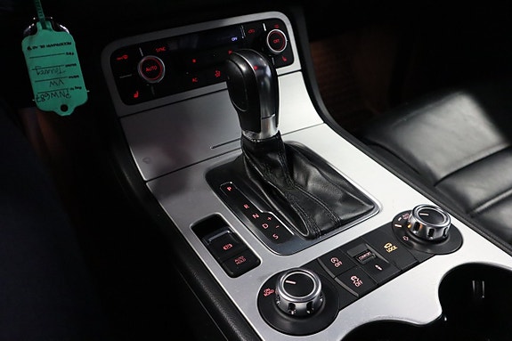 Volkswagen Touareg 20 of 22