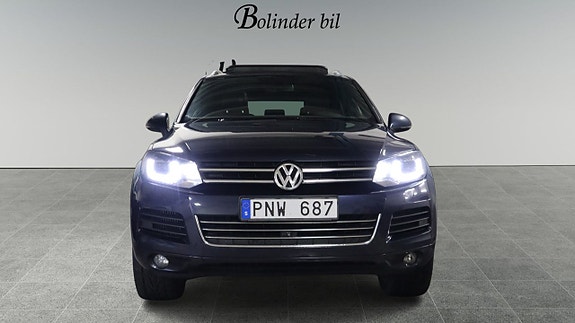 Volkswagen Touareg 2 of 22