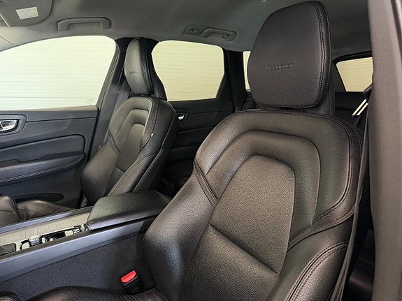 Volvo XC60 24 of 27