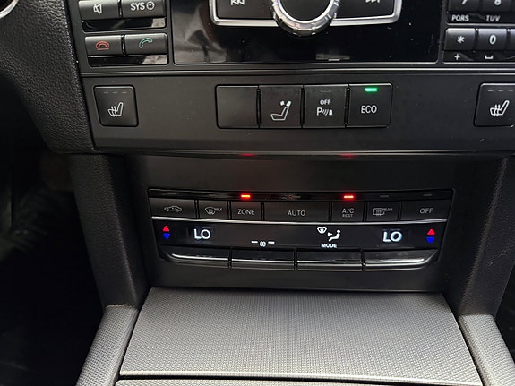 Mercedes-Benz E220 12 of 26
