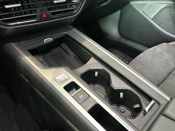Volkswagen Passat 11 of 19