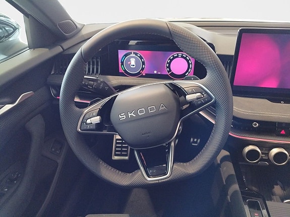 Skoda Superb 12 of 15