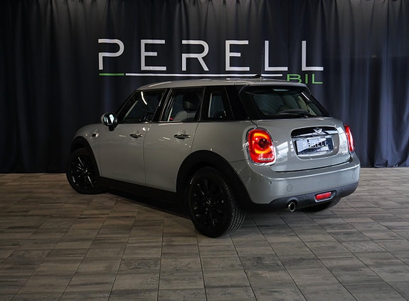 MINI Cooper 3 of 17