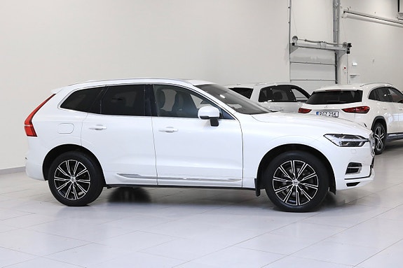 Volvo XC60 3 of 25