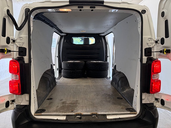 Toyota Proace 23 of 23