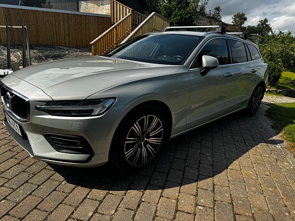 Volvo V60 3 of 6