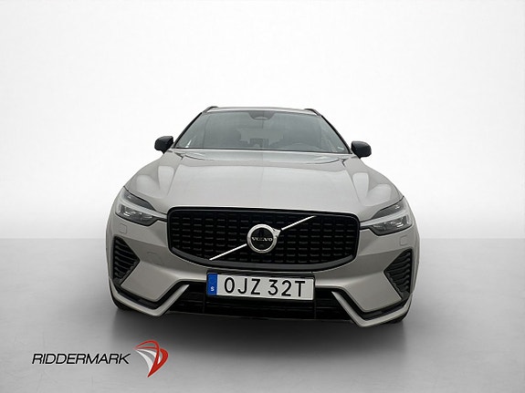Volvo XC60 2 of 30