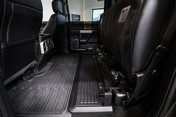 Ford F-250 29 of 30
