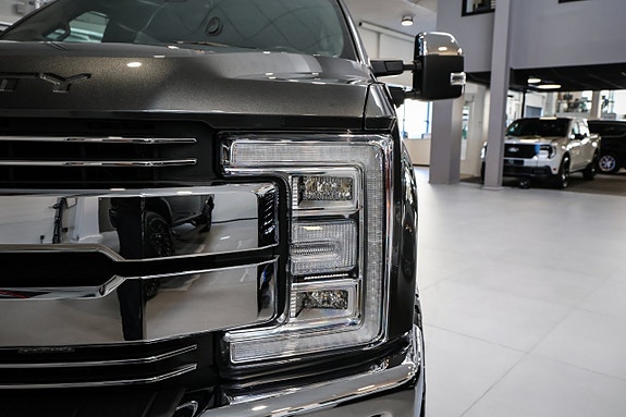 Ford F-250 12 of 30