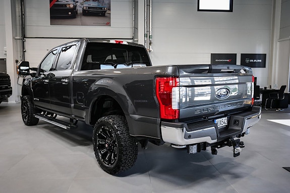Ford F-250 5 of 30