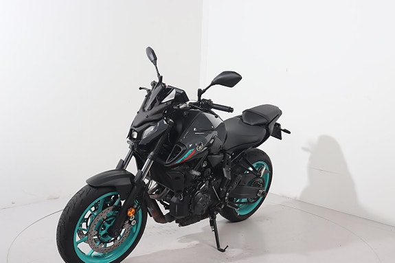 Yamaha MT-07 4 of 6