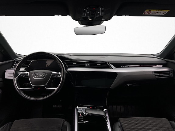 Audi e-tron 16 of 30