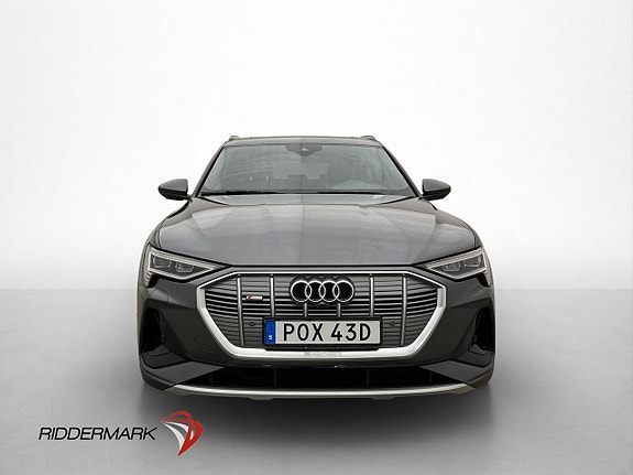 Audi e-tron 3 of 30