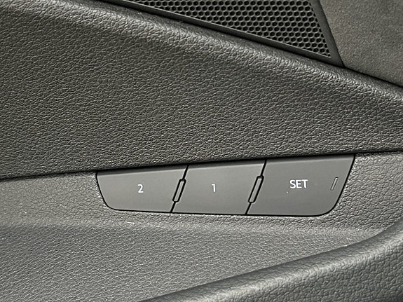 Audi e-tron 19 of 30