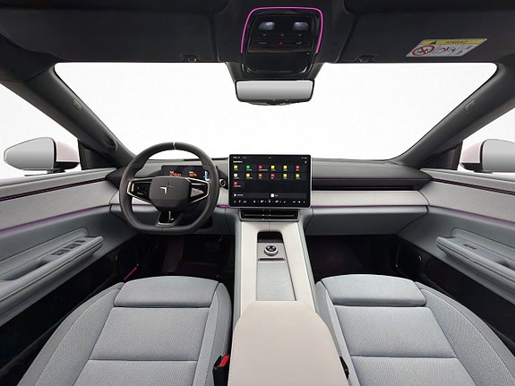 Polestar 4 15 of 30