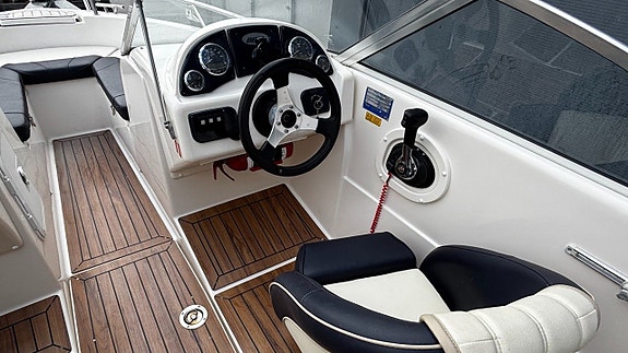 Bella 530 Excel 2012 - Mercury Optimax 75 4 of 8