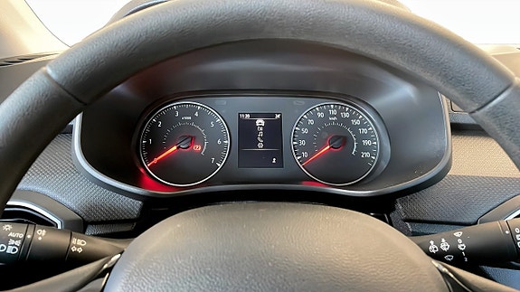 Dacia Sandero 12 of 12