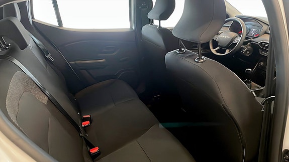 Dacia Sandero 5 of 12