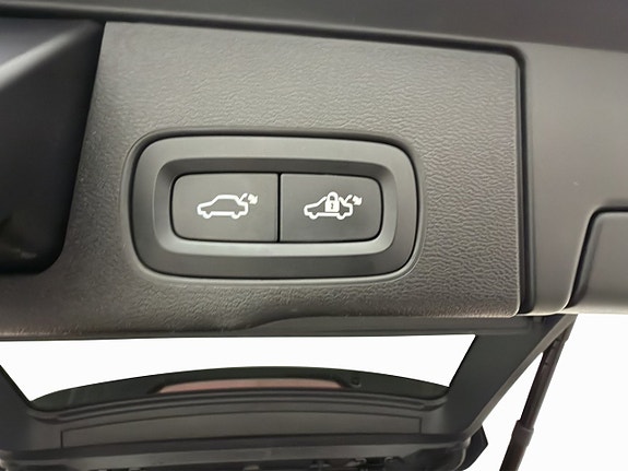 Volvo XC60 29 of 30