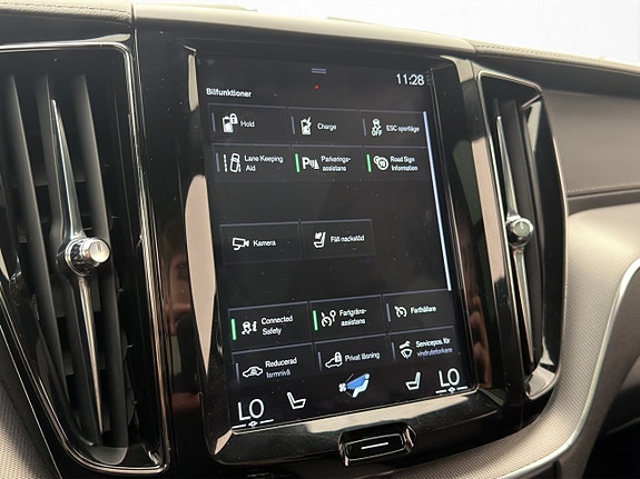 Volvo XC60 20 of 30