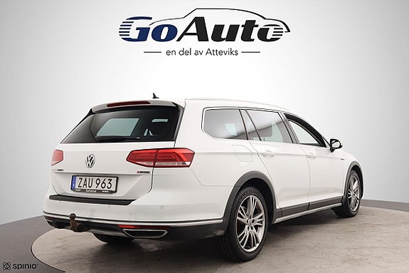 Volkswagen Passat Alltrack 4 of 25