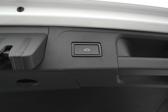 Volkswagen Passat Alltrack 24 of 25