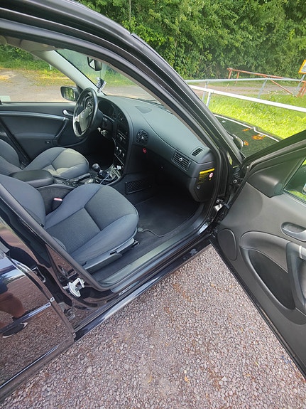Saab 9-5 6 of 9