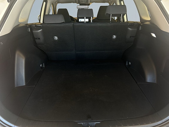 Toyota RAV4 11 of 23