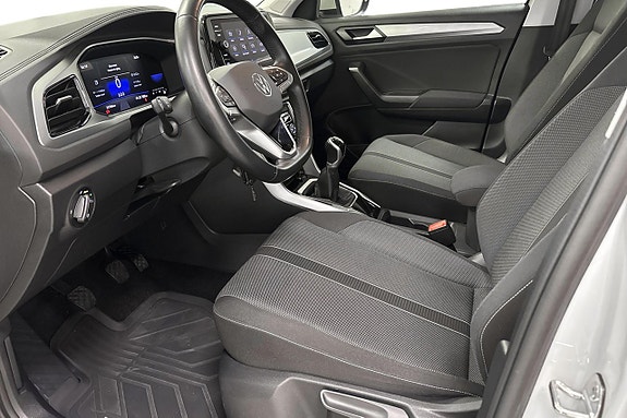 Volkswagen T-Roc 13 of 20