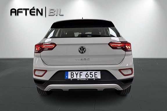 Volkswagen T-Roc 8 of 20
