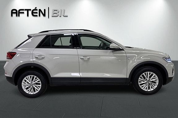 Volkswagen T-Roc 6 of 20