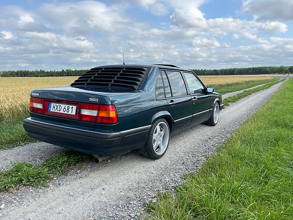 Volvo 960 3 of 9