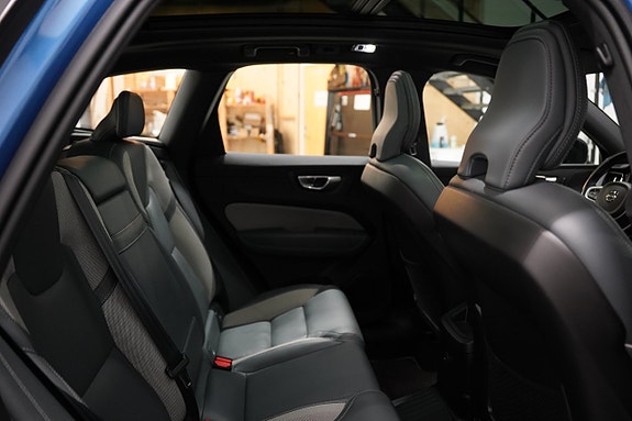 Volvo XC60 24 of 26